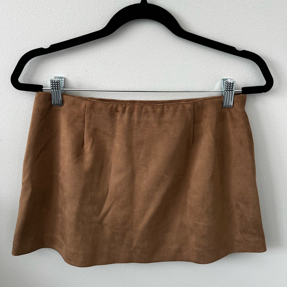 Abercrombie & Fitch Women’s Faux Suede Boho Mini Skirt w/Shorts Tan Size XS - Picture 3 of 10